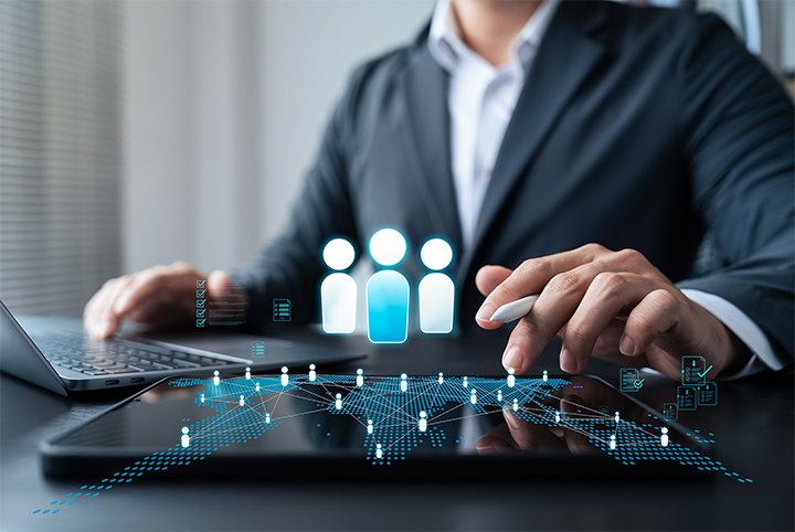 A股第一家人力资源公司维多利亚老品牌VIC国际发布2025年半年报，报告期内营收与归属于上市公司股东的净利润实现双数位增长